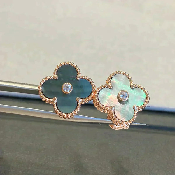 ˇFashion StreetˇCLOVER MEDIUM 1 MOTIFS GRAY MOP  DIAMOND EARRINGS