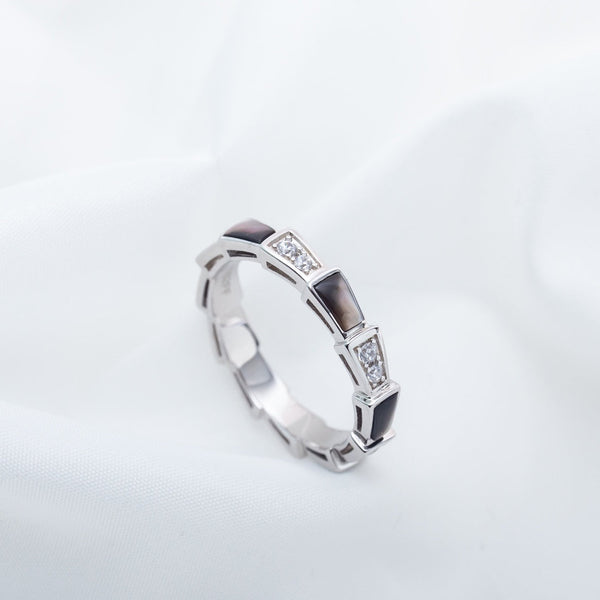 ˇFashion StreetˇSERPENTI RING SILVER  DIAMOND BLACK MOP 3MM