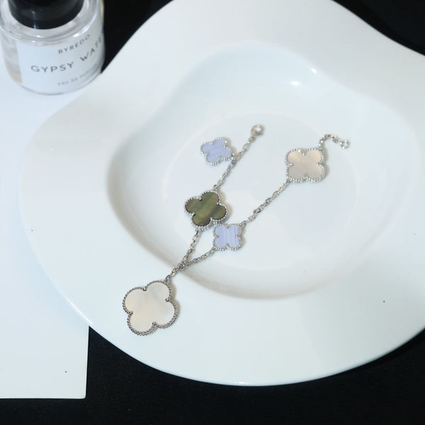 ˇFashion StreetˇCLOVER BRACELET 5 MOTIFS MOP CHALCEDONY