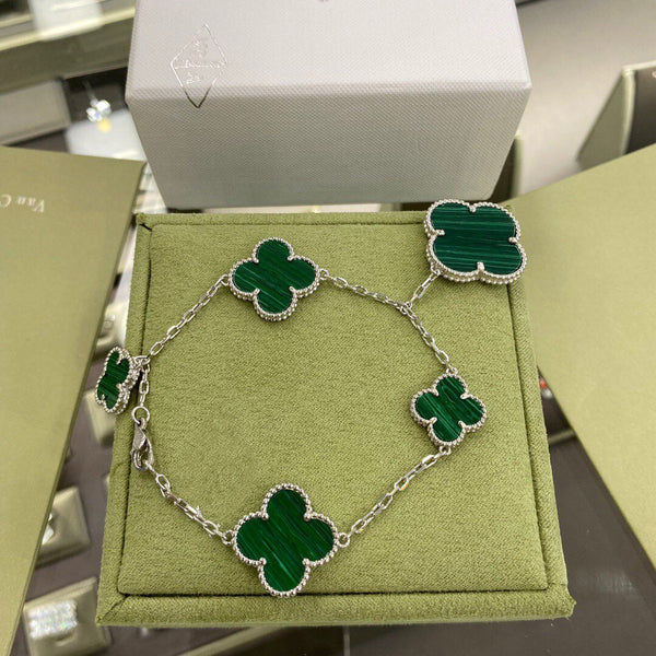 ˇFashion StreetˇCLOVER 5 MOTIFS MALACHITE BRACELET