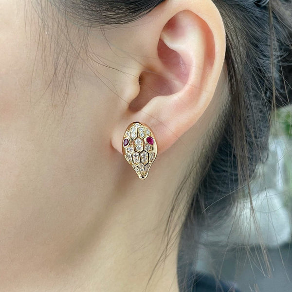 ˇFashion StreetˇSERPENT DIAMOND STUD EARRINGS