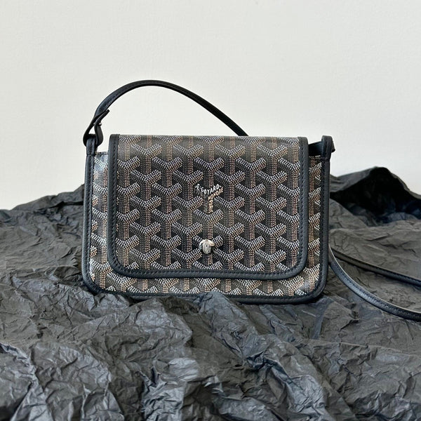 PLUMET POCKET WALLET 20 IN BLACK GOYARDINE CANVAS AND LAMBSKIN TRIM