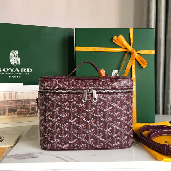 MUSE VANITY CASE 20 IN WINE RED GOYARDINE CANVAS