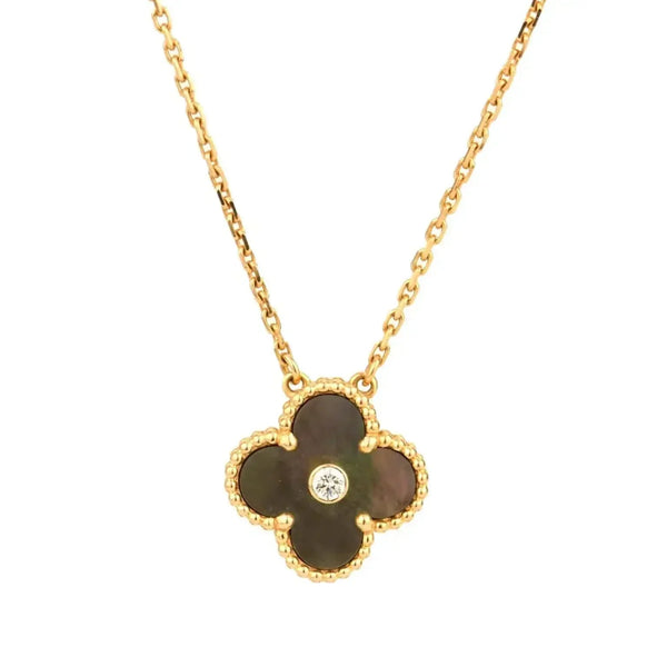 ˇFashion StreetˇCLOVER 15MM DIAMOND AND MOTHER-OF-GREY NECKLACE