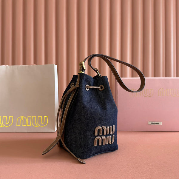 BUCKET BAG 22 DENIM BLUE AND BRANDY IN CANVAS